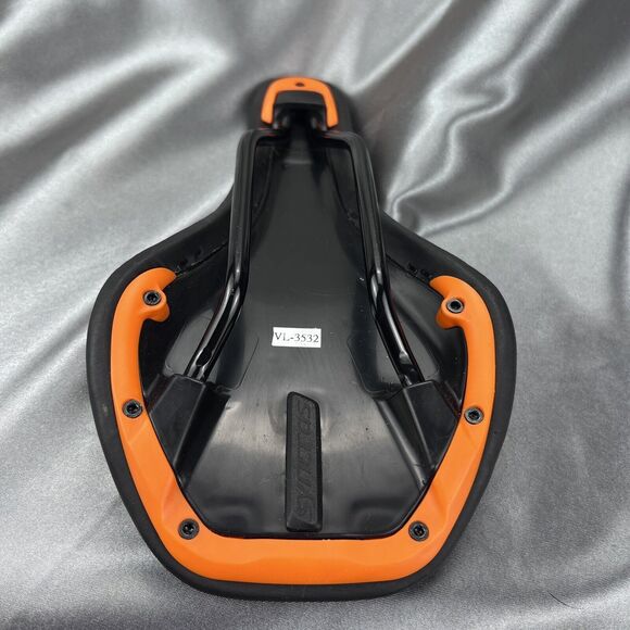 Syncros Belcarra R 1.0 Road Saddle Carbon Rails OEM Black Orange VL-3532 Outdoor - Picture 12 of 12